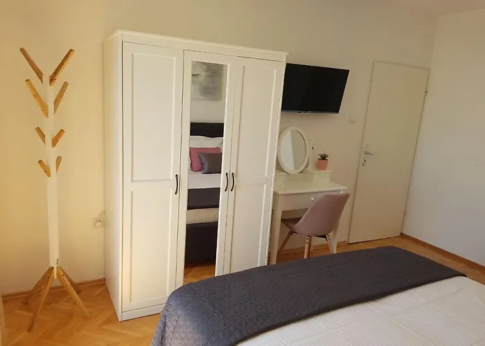 Apartments Gaston